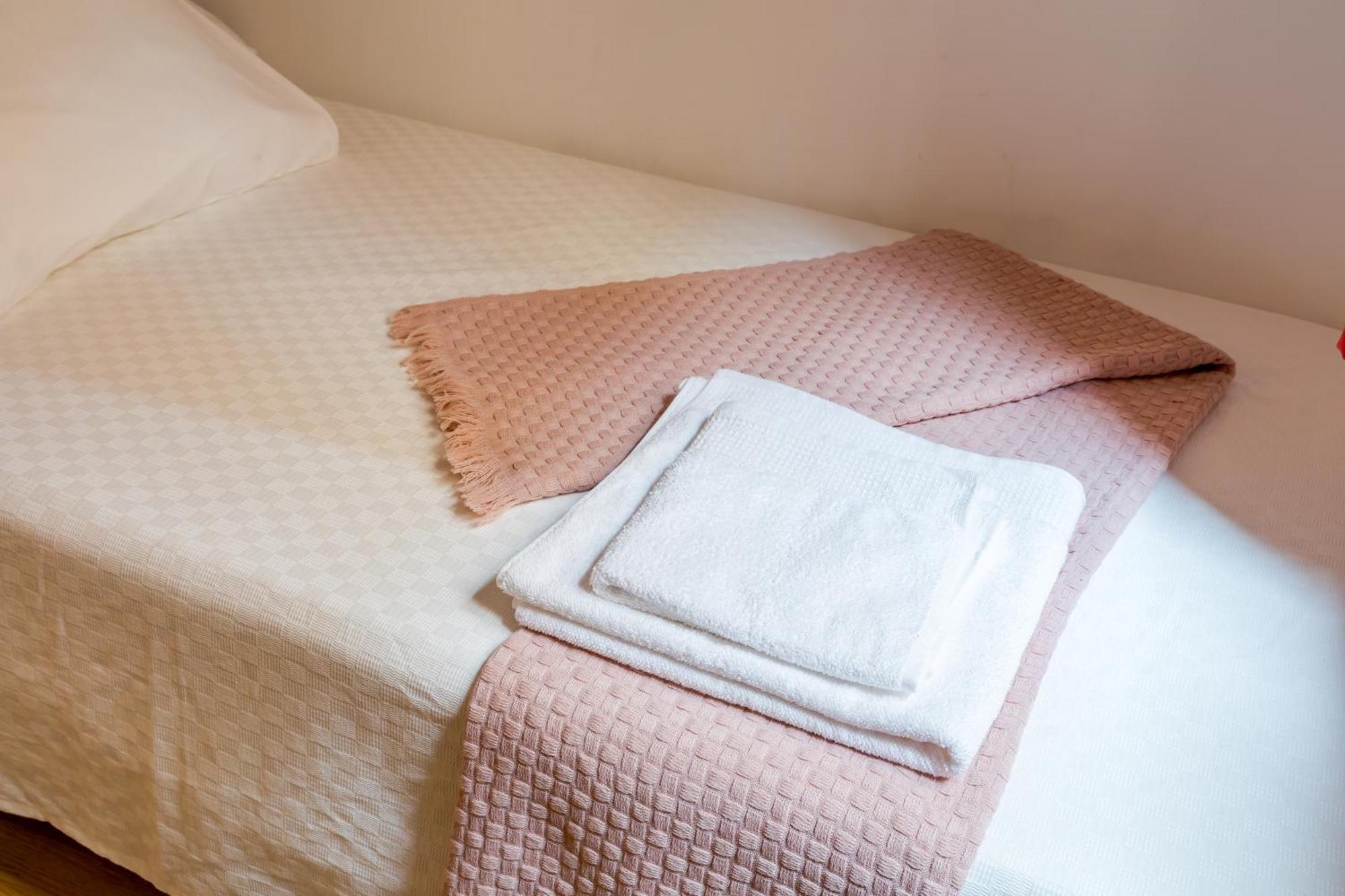 Apartamento Confortable Y Funcional En Vallecas Madrid Buitenkant foto